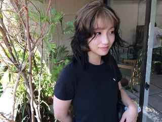 ミディアム カラー ヘアアレンジ ﾃﾞｻﾞｲﾝｶﾗｰ /ﾕｳﾀﾏﾝ👽のヘアスタイル
