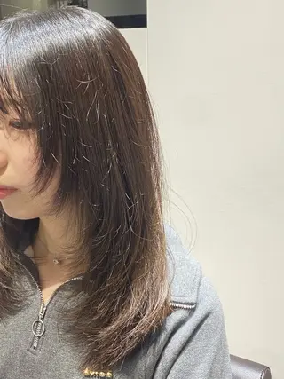 ミディアム 馬場 紅亜のヘアスタイル