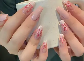 ネイル VIVIAN エイのネイルデザイン