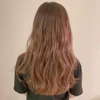 ロング カラー 小顔/似合わせカット 杉山莉菜のヘアスタイル