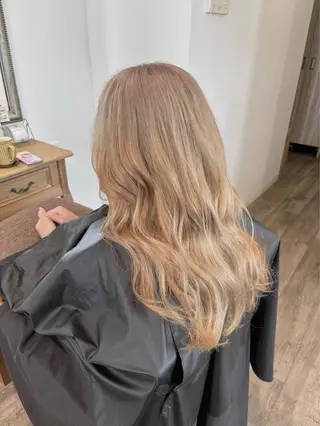 ロング 池澤 京華のヘアスタイル