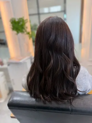 ロング カラー Queens Yukikoのヘアスタイル