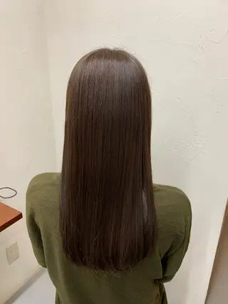 ロング 三好 羽美のヘアスタイル