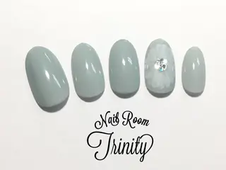ネイル Trinity staffのネイルデザイン