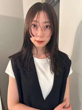 セミロング kana shimizuのヘアスタイル
