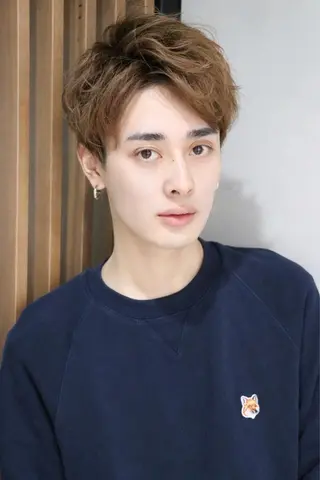 カラー パーマ メンズ 半個室メンズ カット🥕羽鳥淳妃のヘアスタイル