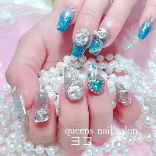 ネイル queens nailsalonのネイルデザイン