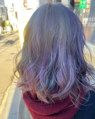 セミロング カラー 原宿サロン代表 デザインカラー伊藤卓のヘアスタイル