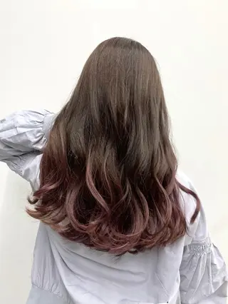 セミロング カラー ヘアアレンジ 🦄インナーカラー 🦄貫井彩花のヘアスタイル