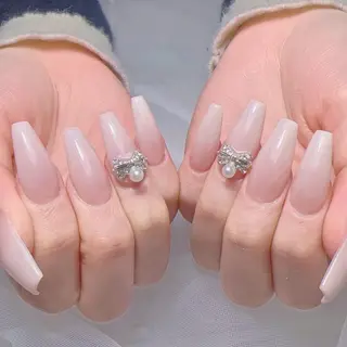 ネイル 櫻井 ナナのネイルデザイン