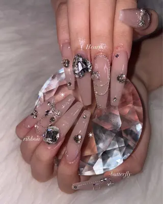 ロング 渡邊 ゆめののネイルデザイン
