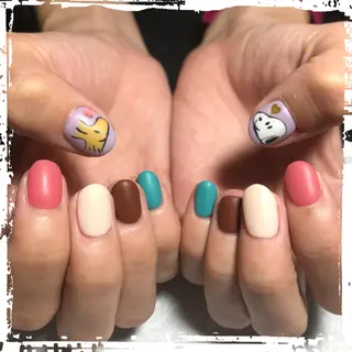 ネイル ECLAT エクラ所属・寺山 千鶴のネイルデザイン