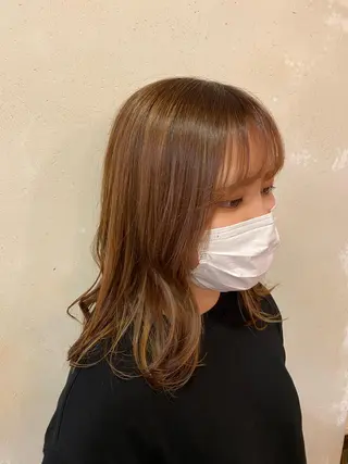 ミディアム 井上 日菜乃のヘアスタイル