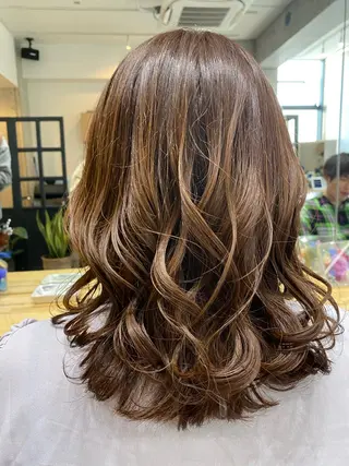 ミディアム 似合う髪型が 分からない方へのヘアスタイル