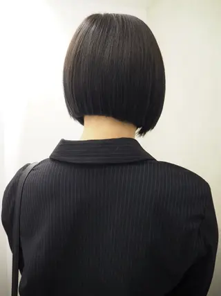ショート 🎀ボブ+ハイトーン シュカ👶🏻のヘアスタイル