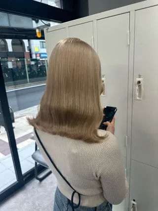 カラー 山田 莉帆のヘアスタイル