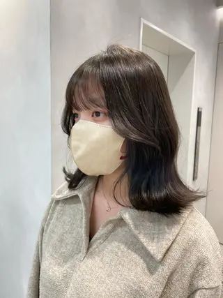 ミディアム 表参道ミディアム レイヤー山岸季生のヘアスタイル