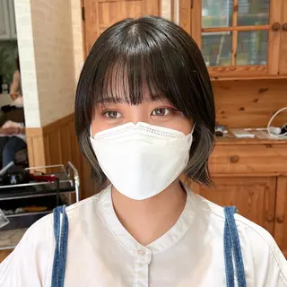 ショート カラー 顔周りカット/透明感 カラー🤍大塚蛍のヘアスタイル