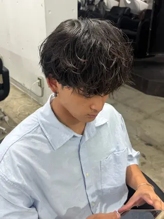 パーマ メンズ 岩佐 柚太のヘアスタイル