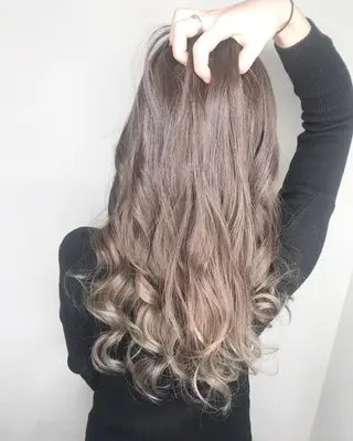 ロング カラー パーマ ヘアアレンジ メンズ キッズ ネイル マツエク・マツパ 新宿駅近♡友達とOK 🦋W -ワット -のヘアスタイル