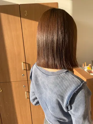 ミディアム 鈴木 梨瑚のヘアスタイル
