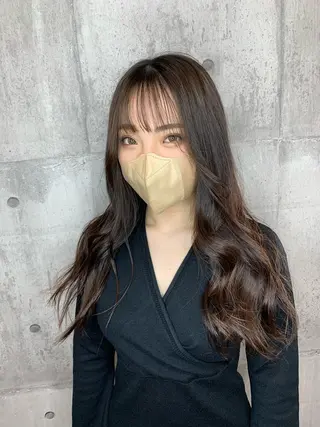 セミロング yoshihara yuukiのヘアスタイル