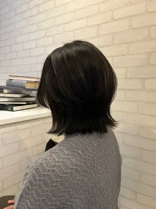 ミディアム 阿部 うららのヘアスタイル