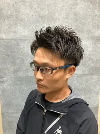 メンズ 吉田 健吏のヘアスタイル