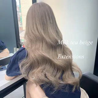 ロング カラー シールエクステ特化 ハイトーン、NANAのヘアスタイル