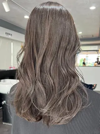 ロング すずか ／艶感カラー🪽🫧のヘアスタイル