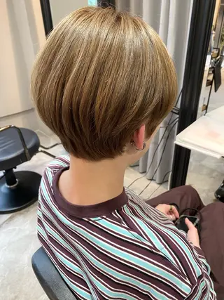 ショート カラー 🩷🍭中津・梅田 エリア🍬💜のヘアスタイル