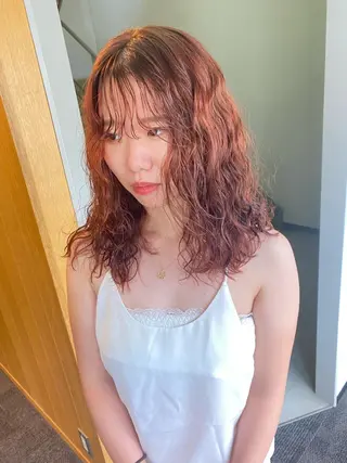 ミディアム デザインカラー/ボブ ブリーチカラー/ユリのヘアスタイル