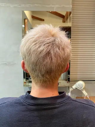 ショート カラー メンズ 中村 ひなののヘアスタイル