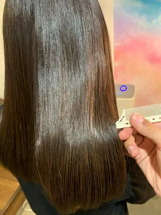 セミロング yoshihara yuukiのヘアスタイル