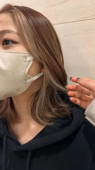 ミディアム ブリーチカラー/ベー ジュ/Hono🦖のヘアスタイル