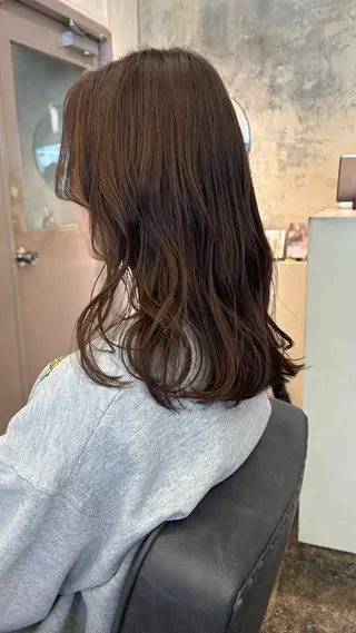 ミディアム カラー 西山 紗耶香🪽 透明感カラー/ボブのヘアスタイル