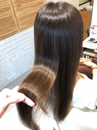 ロング カラー 金子 富士のヘアスタイル