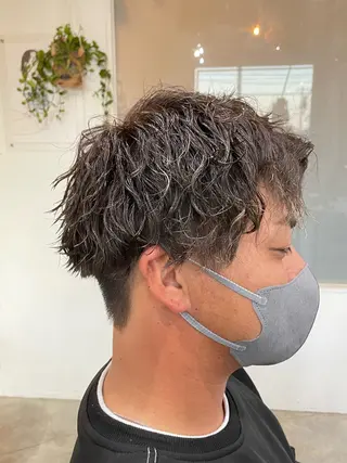 ショート パーマ メンズ ユ カの眉毛・アイブロウイメージ