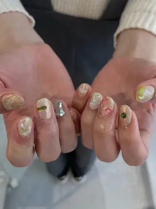 ネイル LETTER_& SAKIのネイルデザイン