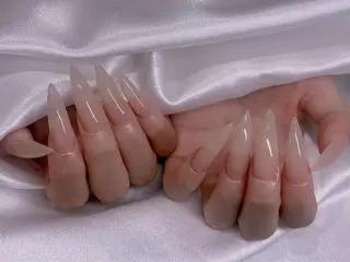 ネイル 長さ出し専門店 RIRIのネイルデザイン