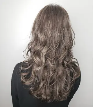 ロング カラー Rapport所属・Rapport ラポールのヘアスタイル