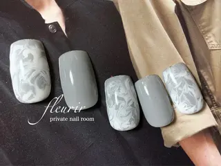 ネイル フルリール 【プライベートサロンのネイルデザイン