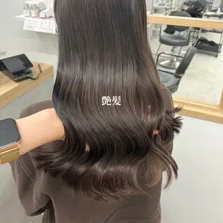 ロング カラー 柔らかオリーブ🌿 HIMARI🌻のヘアスタイル