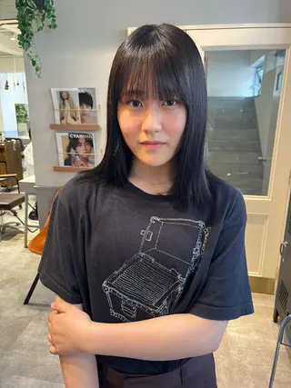 ミディアム SIKI yuuna レイヤーカット🪽のヘアスタイル