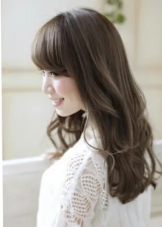 ロング 🇰🇷韓国風艶髪✨ 髪質改善 倉岡しおんのヘアスタイル