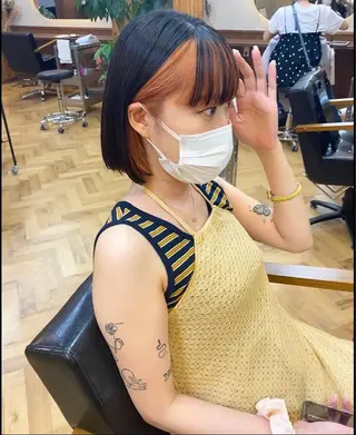 ショート デザインカラー/ボブ ブリーチカラー/ユリのヘアスタイル