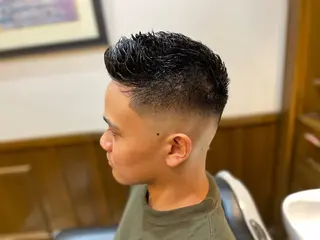 ショート 近藤 真のヘアスタイル