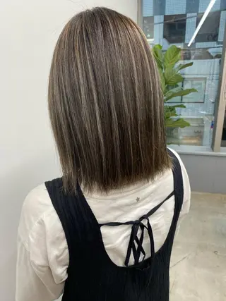 ショート カラー 🌼ハイライト透明感 🌼maiのヘアスタイル