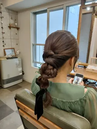 ヘアアレンジ HempBeauty 浅野アサミのヘアスタイル