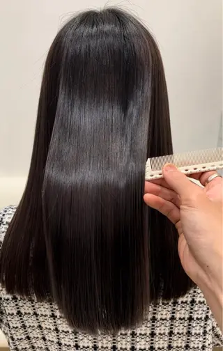 ミディアム カラー パーマ ヘアアレンジ キッズ ネイル マツエク・マツパ アイブロウ 堀井 凌平のヘアスタイル